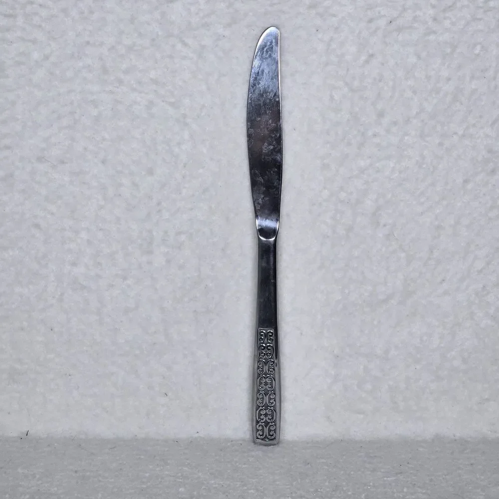 Vintage International Silver Serenata Knife 8 3/4